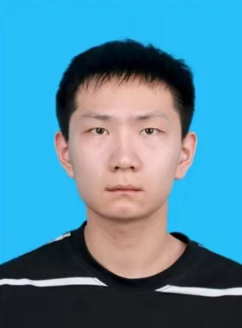 张玮航